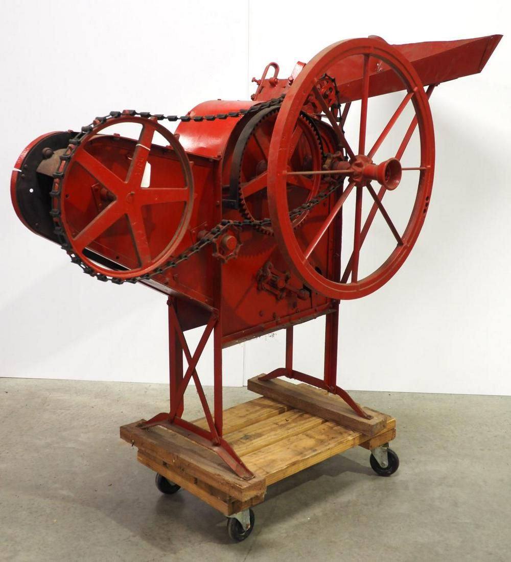 Lot 336: IHC floor model 2-hole hand-crank corn sheller