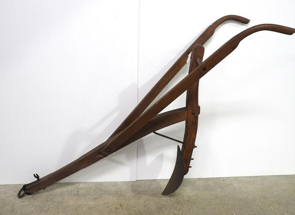 Lot 338: 1-horse walk-behind potato plow