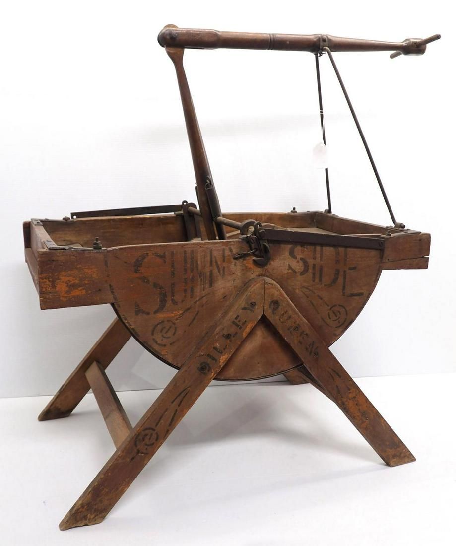 Lot 340: Primitive floor model washing machine