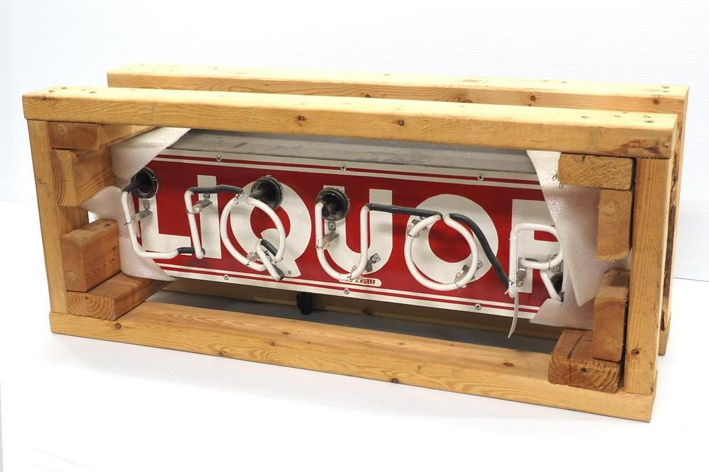 Lot 350: Neon Liquor sign