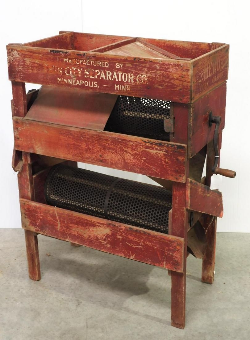 Lot 352: Twin Separator Co. "Hero"  seed corn grader
