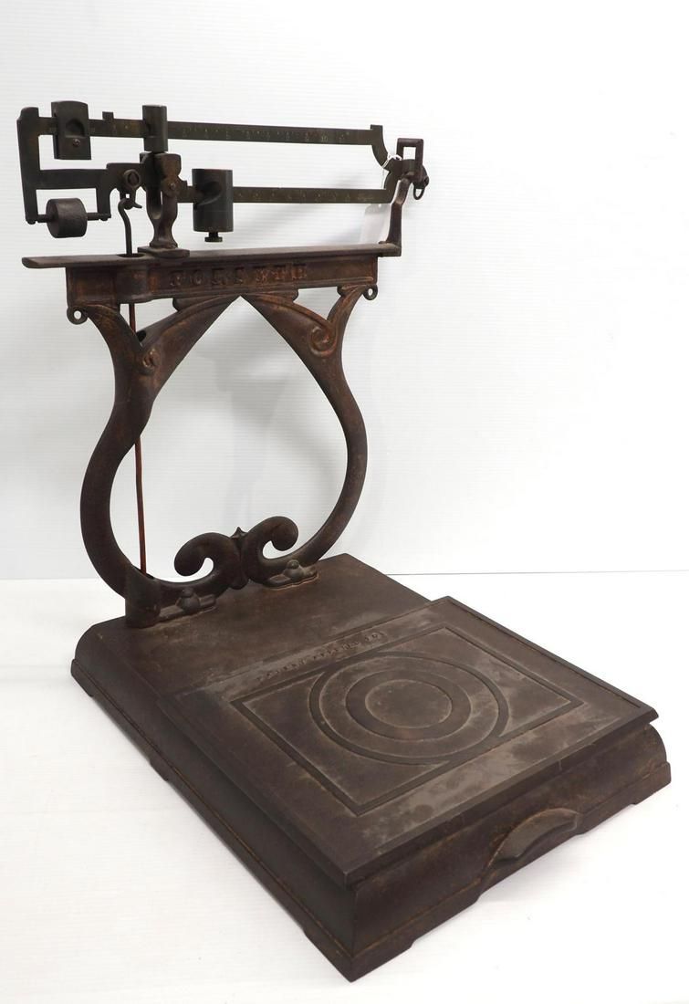 Lot 422: Forsyth platform scale