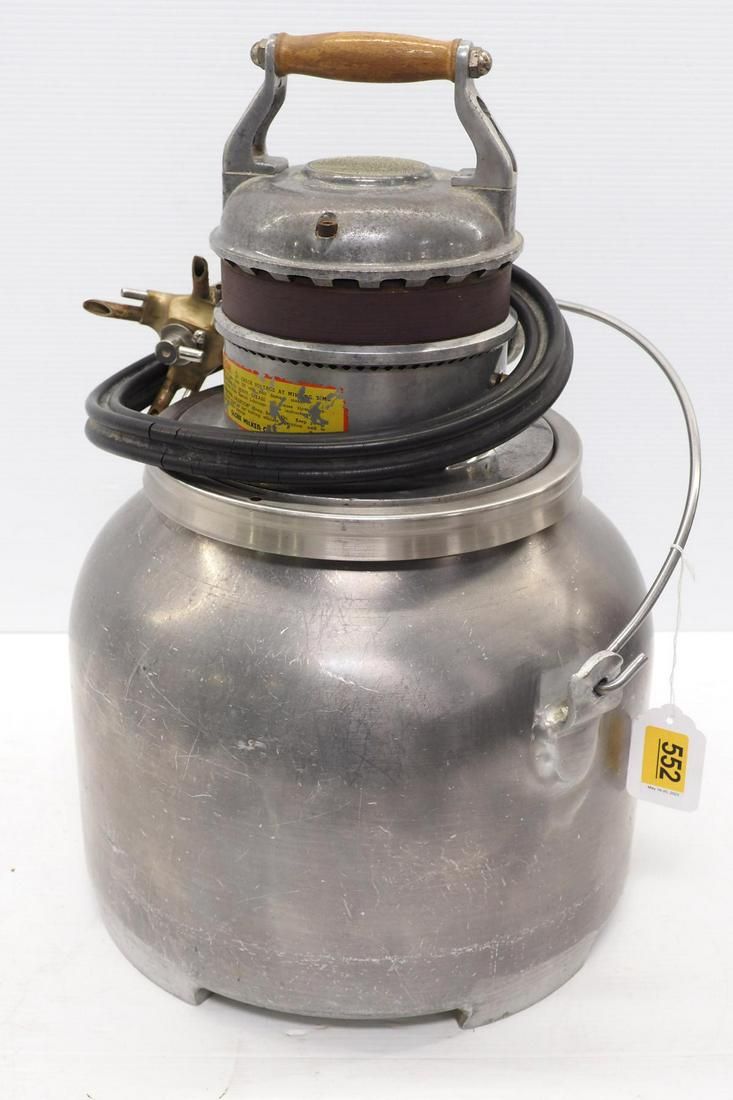 Lot 552: Globe milking unit