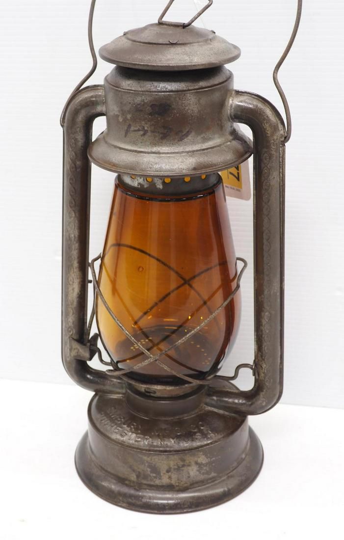 Lot 577: Embury Manufacturing barn lantern