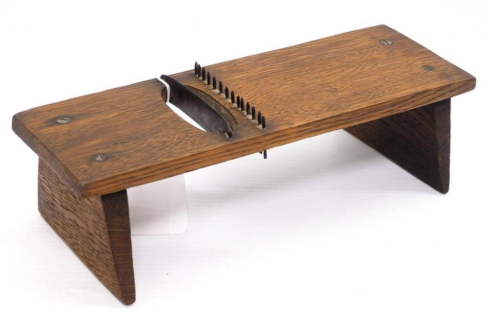 Lot 580: Sweet corn table-top slicer