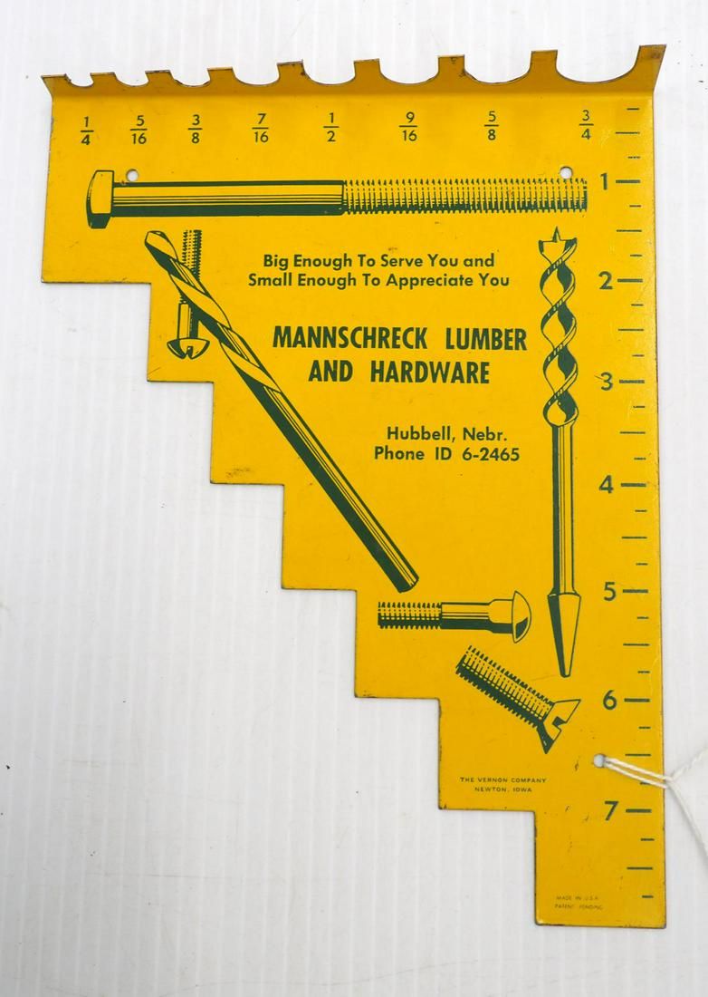 Lot 596: Mannschreck Lumber & Hardware Measuring sign