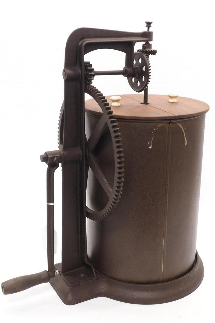 Lot 617: Hand-crank butter churn