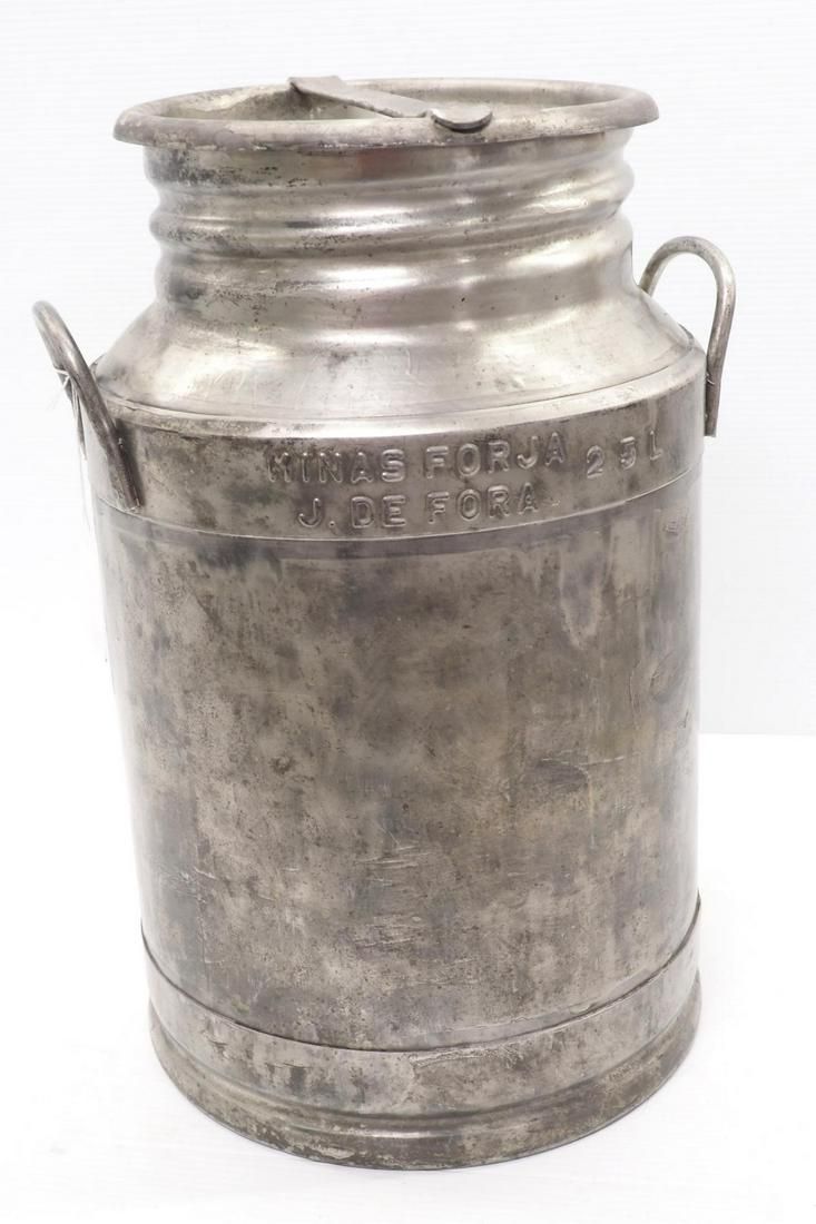 Lot 618: 5-gallon milk can with screw on lid