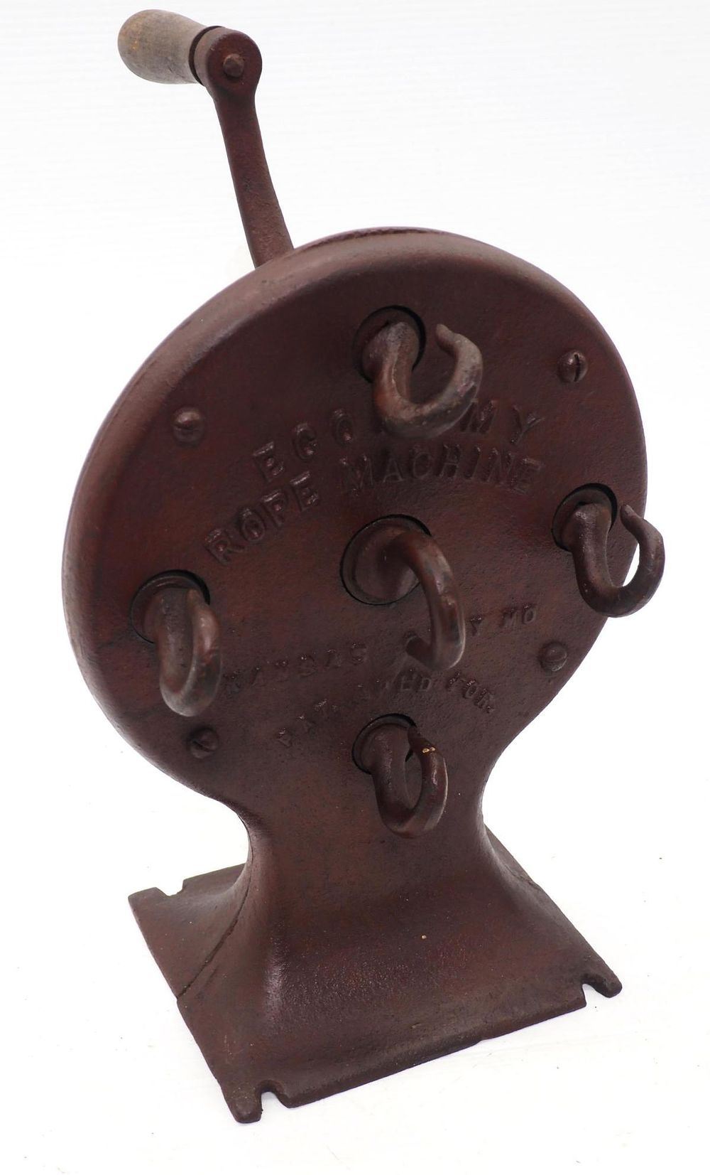 Lot 655: Cast iron hand-crank Economy Rope Maker