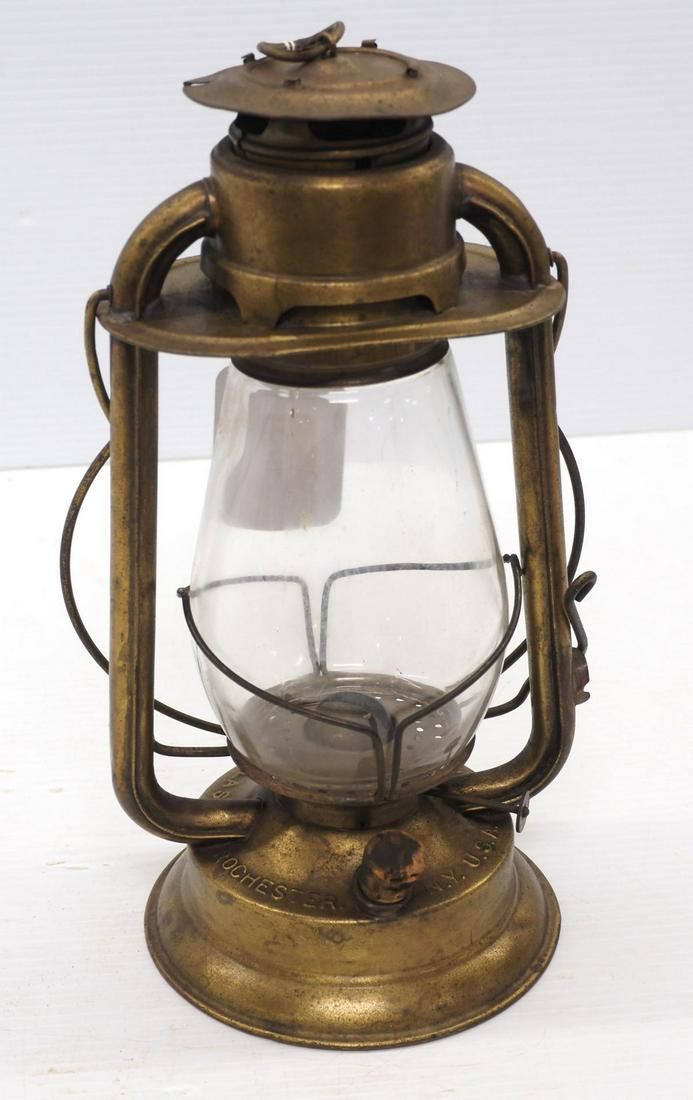 Lot 685: Brass Hams Gem Coal Blast barn lantern