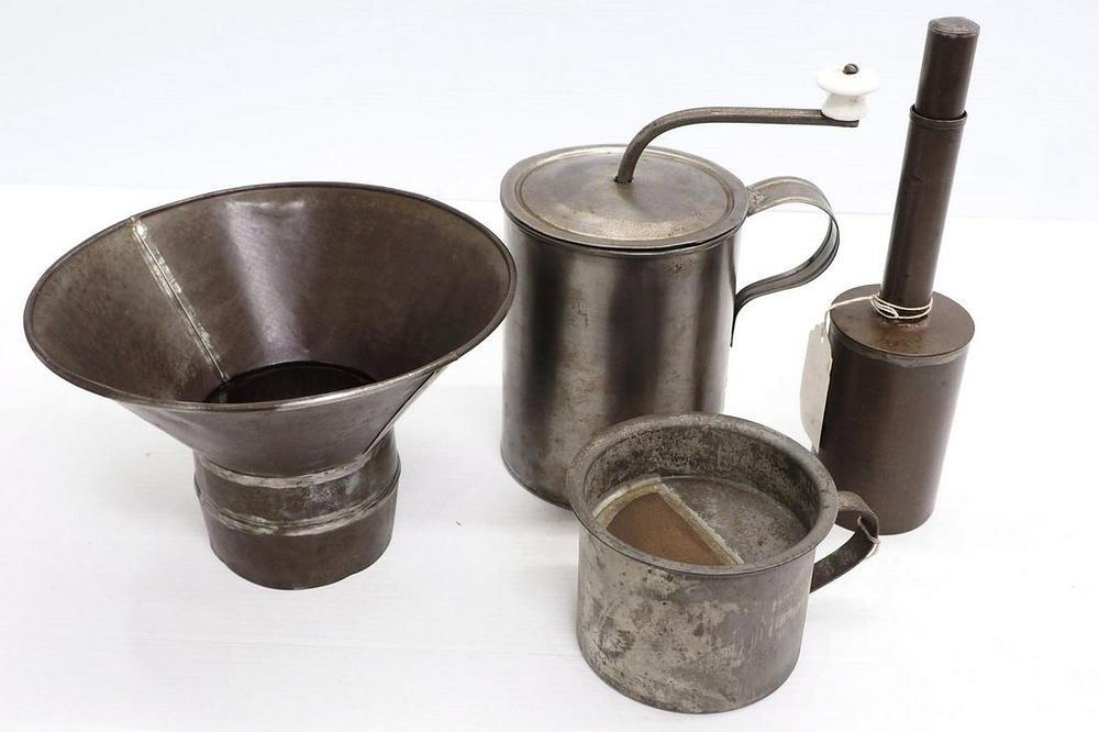 Lot 699: (4) Dairy Tools
