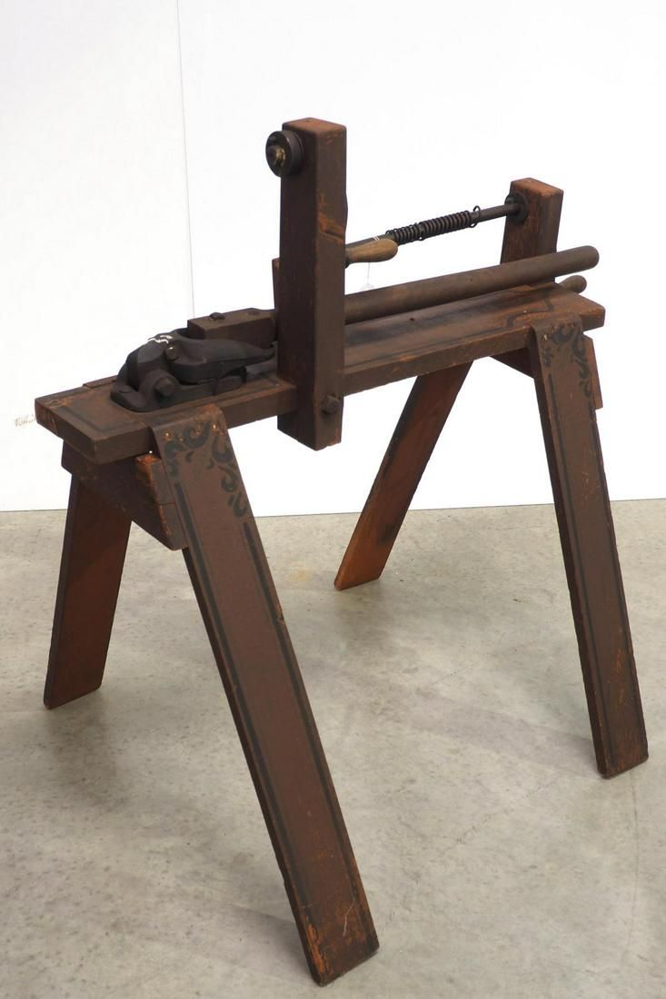 Lot 717: Primitive hand-crank fence maker