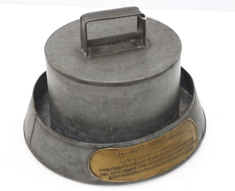 Lot 724: Galvanized butter cooler
