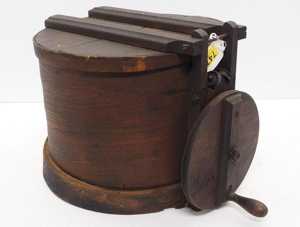 Lot 747: Primitive cream tester