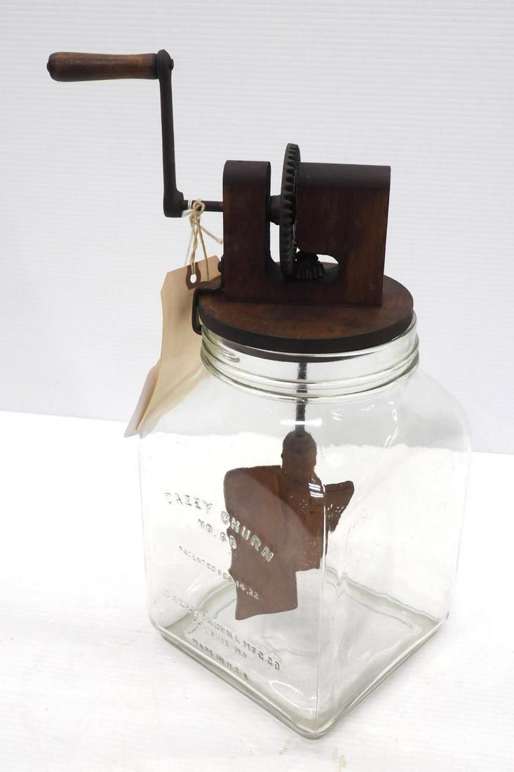 Lot 760: Dazey #60 glass hand-crank butter churn