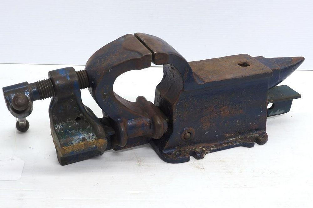 Lot 763: Vice/Anvil combination