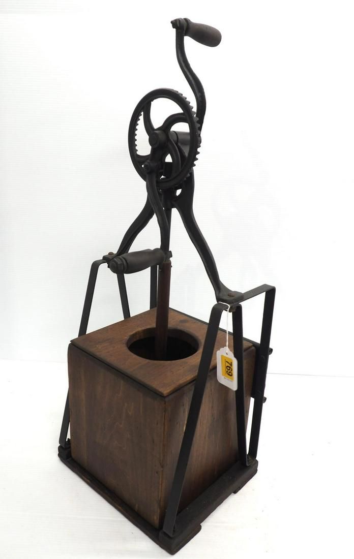 Lot 769: Hand-crank wood & metal butter churn