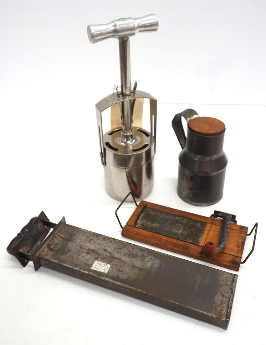 Lot 777: (4) Butter tools