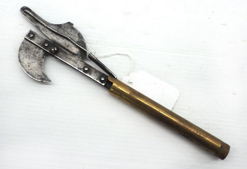 Lot 794: Iron & brass castrator
