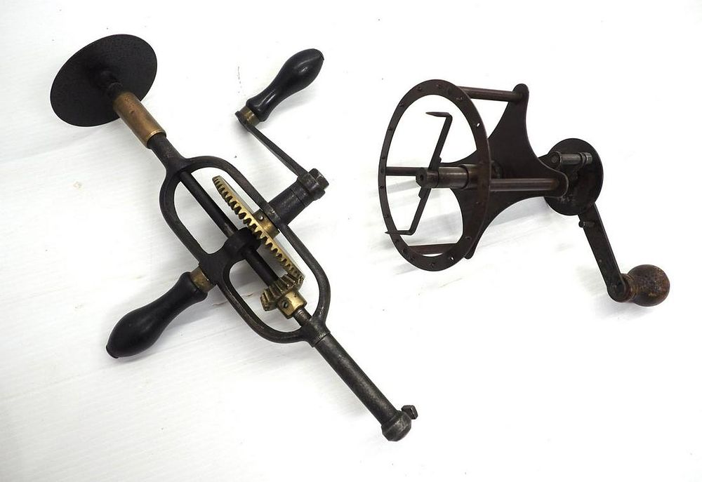 Lot 805: (2) Hand-crank tools