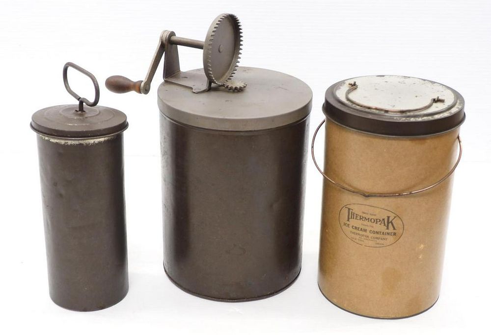 Lot 818: (3) Dairy tools