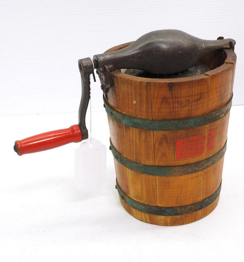 Lot 830: Lightning hand-crank ice cream freezer