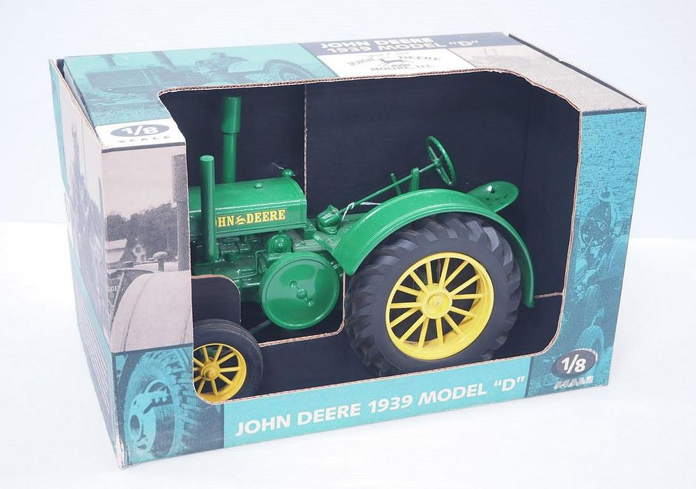 Lot 30: Scale Models 1/8 scale 1939 John Deere D