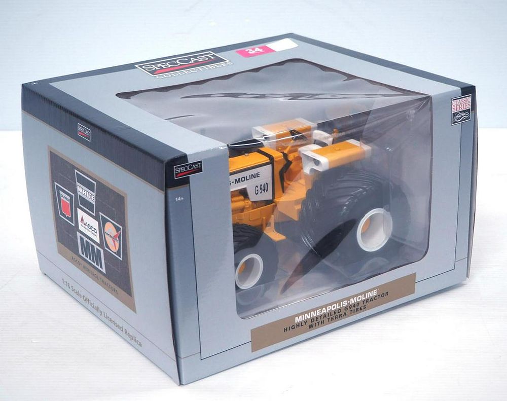 Lot 34: SpecCast 1/16 scale Minneapolis Moline G940
