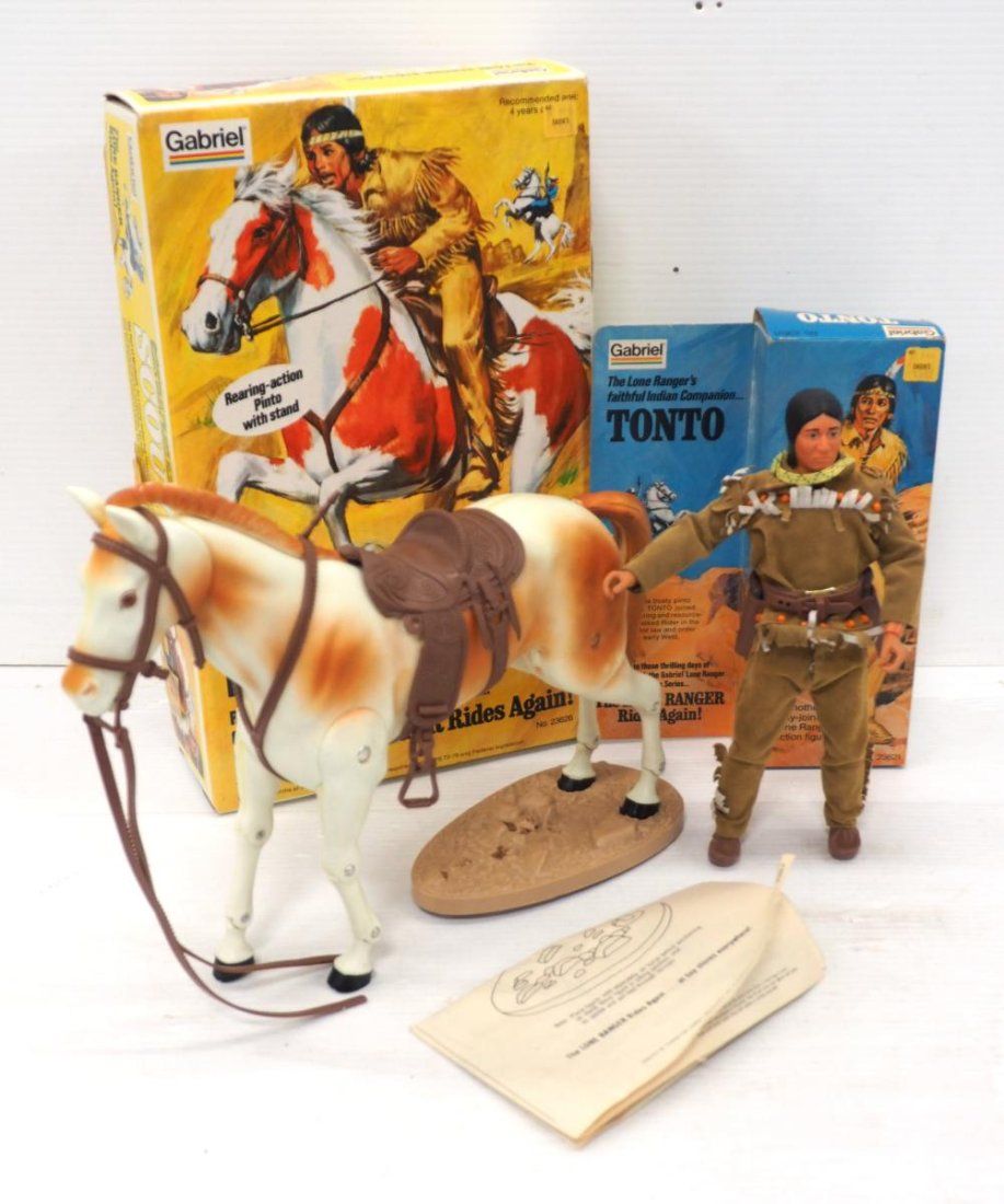 Lot 36: Gabriel Tonto & "Scout" Horse