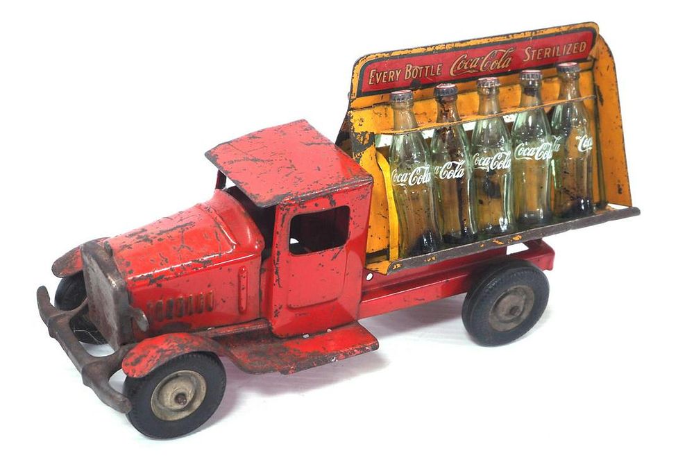 Lot 58: Metalcraft Coca Cola Truck