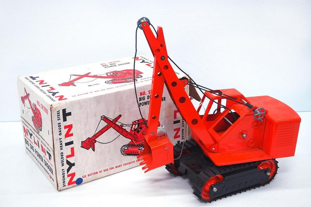 Lot 59: Nylint Big Dig Power Digger No.SR1100
