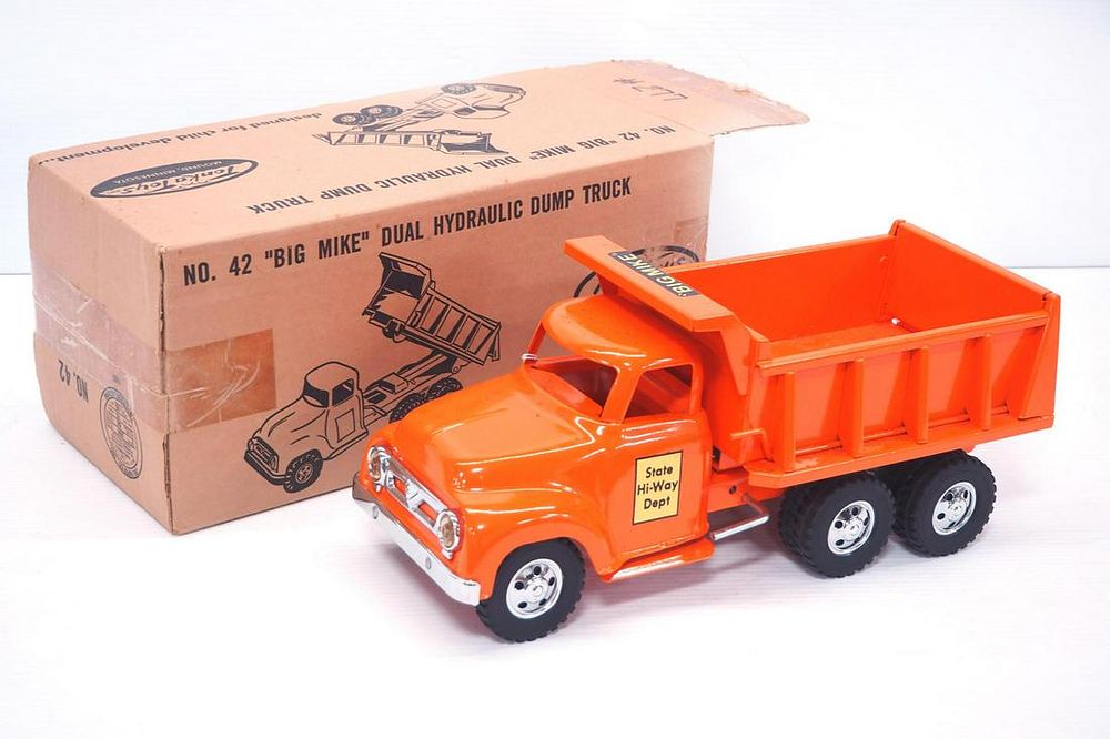 Lot 72: Tonka #42 'Big Mike' Dual Hydraulic Dump Truck
