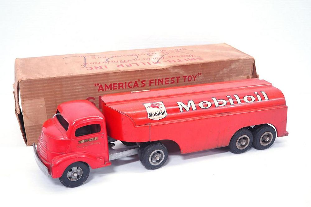 Lot 74: Smith Miller Mobilgas Tanker Truck