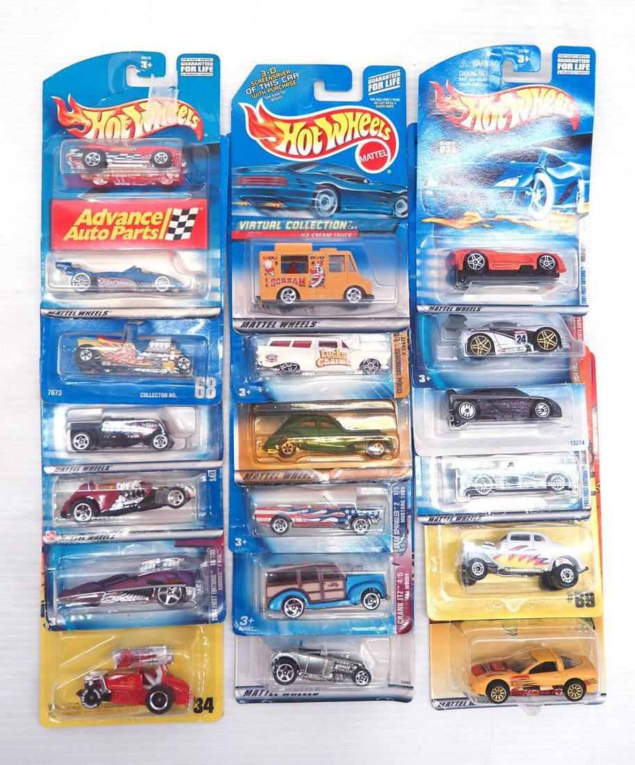 Lot 99: (18) Hot Wheels