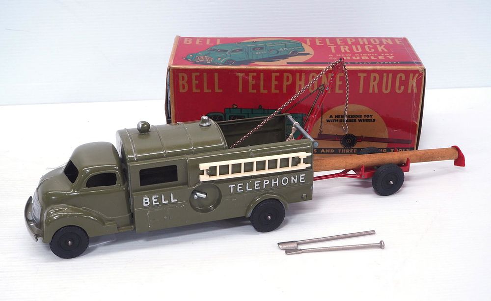 Lot 168: Hubley Bell Telephone Truck