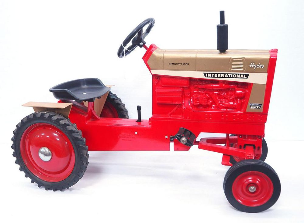 Lot 176: IH 826 Golden Demonstrator Pedal Tractor