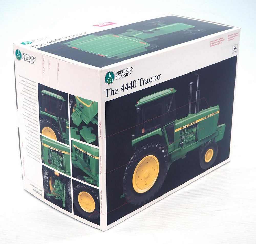 Lot 250: Ertl 1/16 scale John Deere 4440