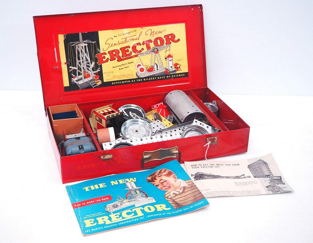 Lot 287: No.7½ Engineer's Erector Set
