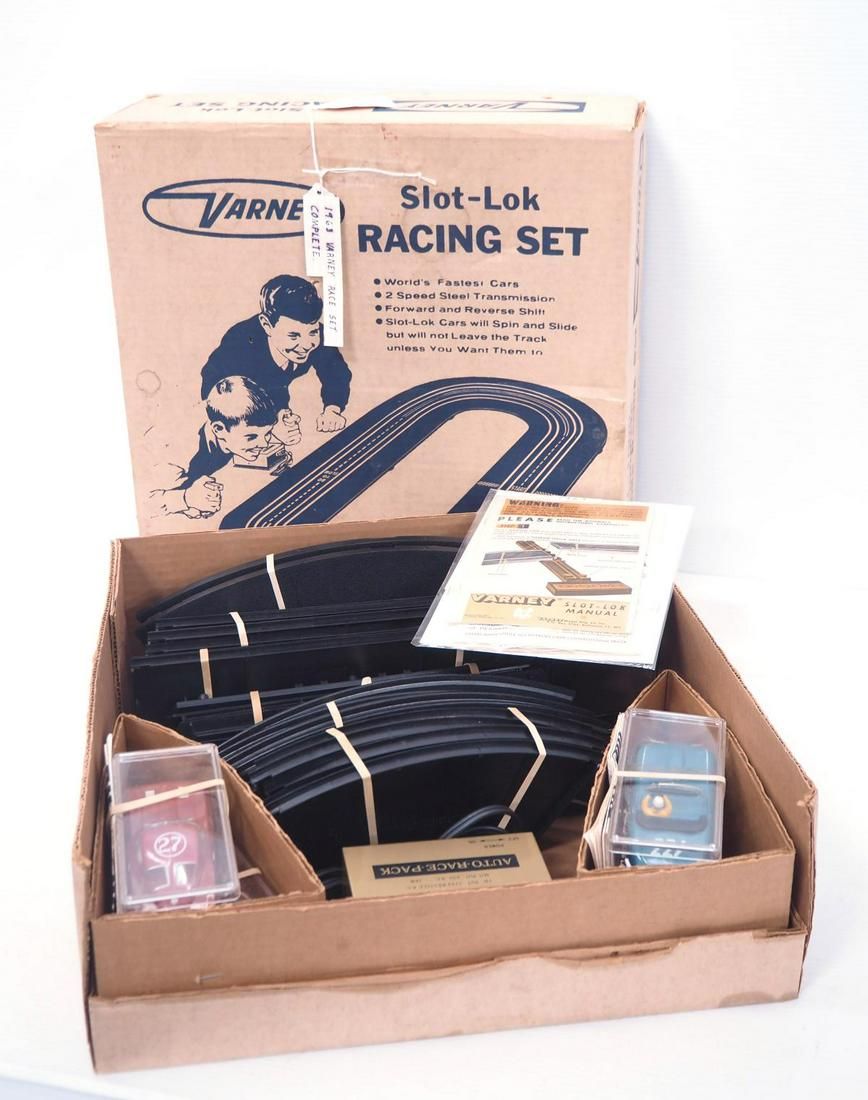 Lot 289: 1963 Varney Slot-Lok Race Set