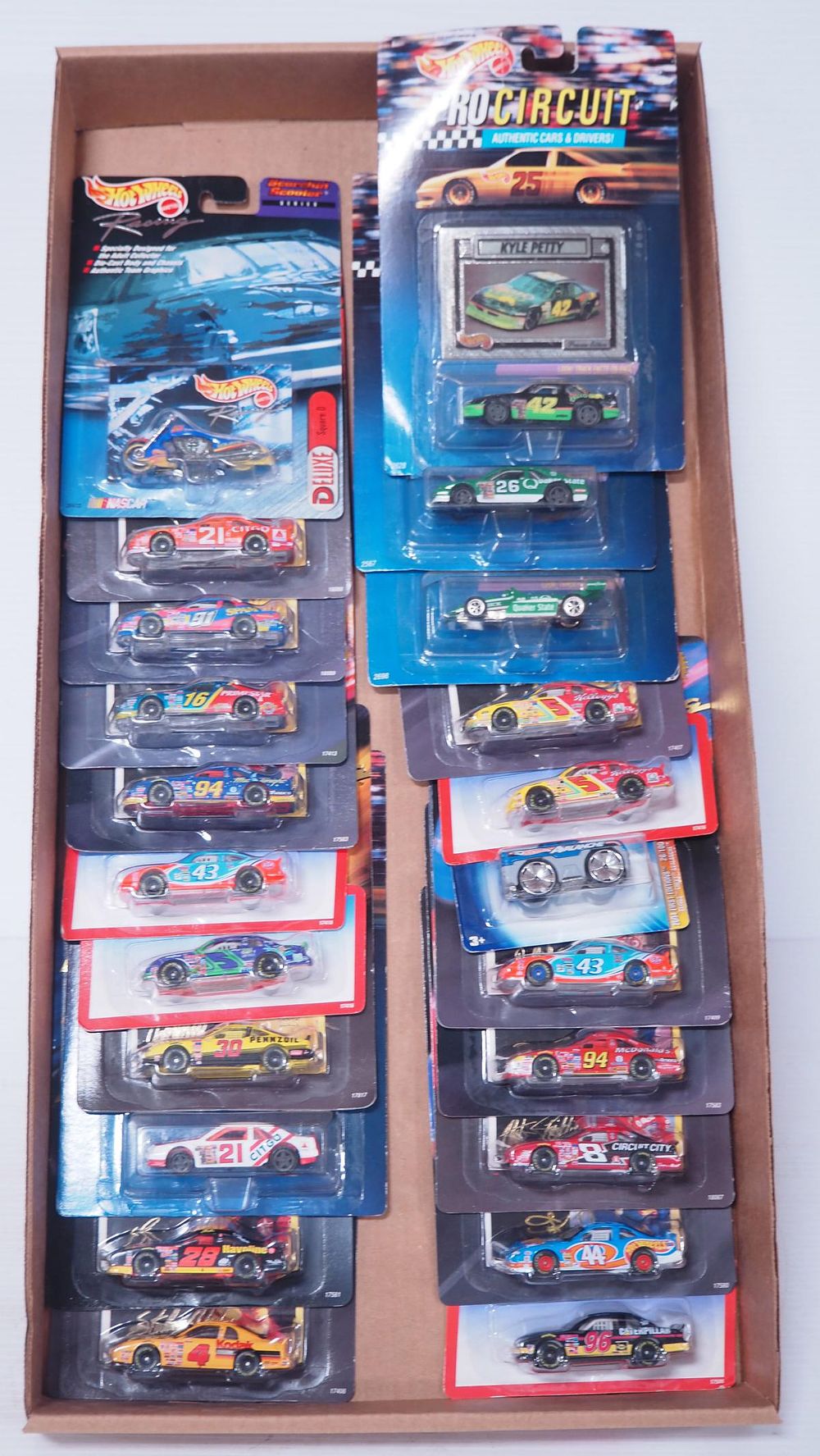 Lot 297: (22) Hot Wheels