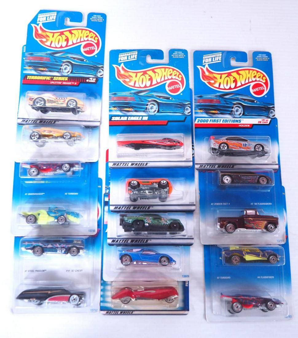 Lot 300: (12) Hot Wheels