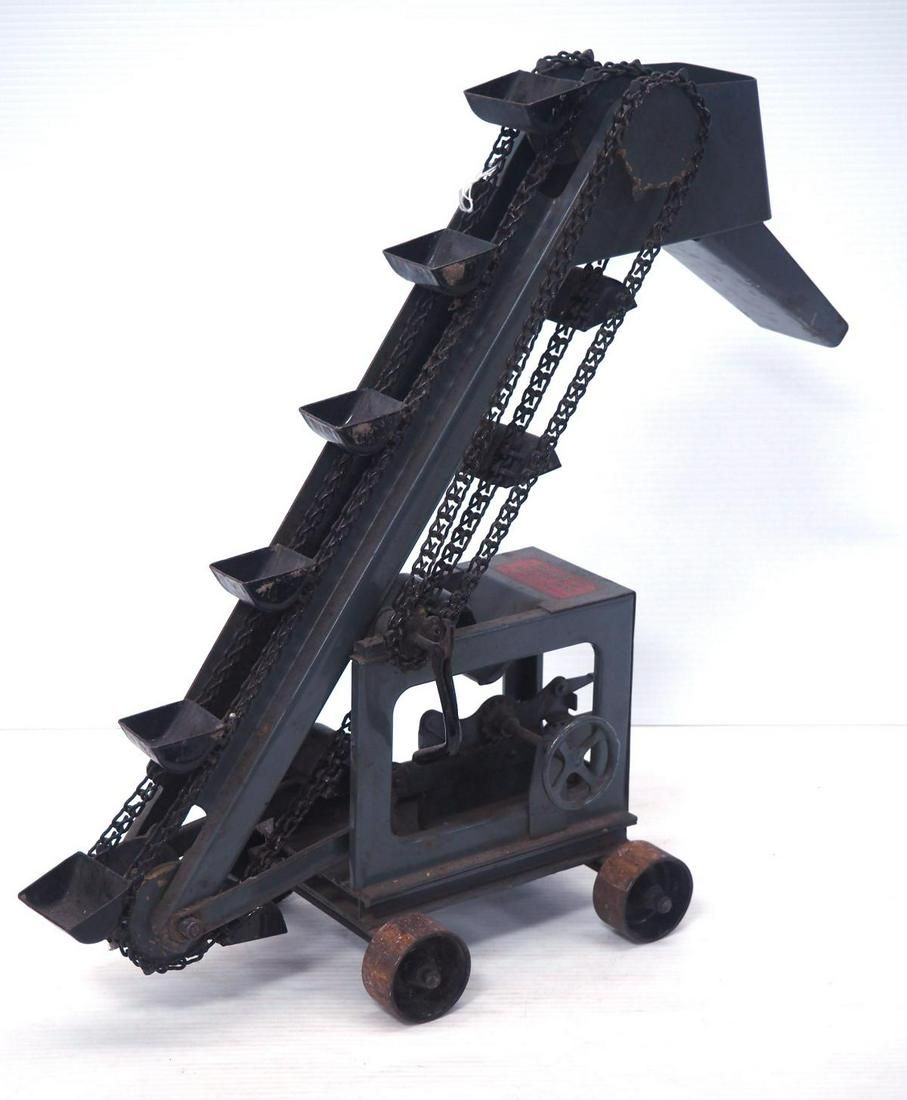 Lot 302: Buddy L Sand Loader