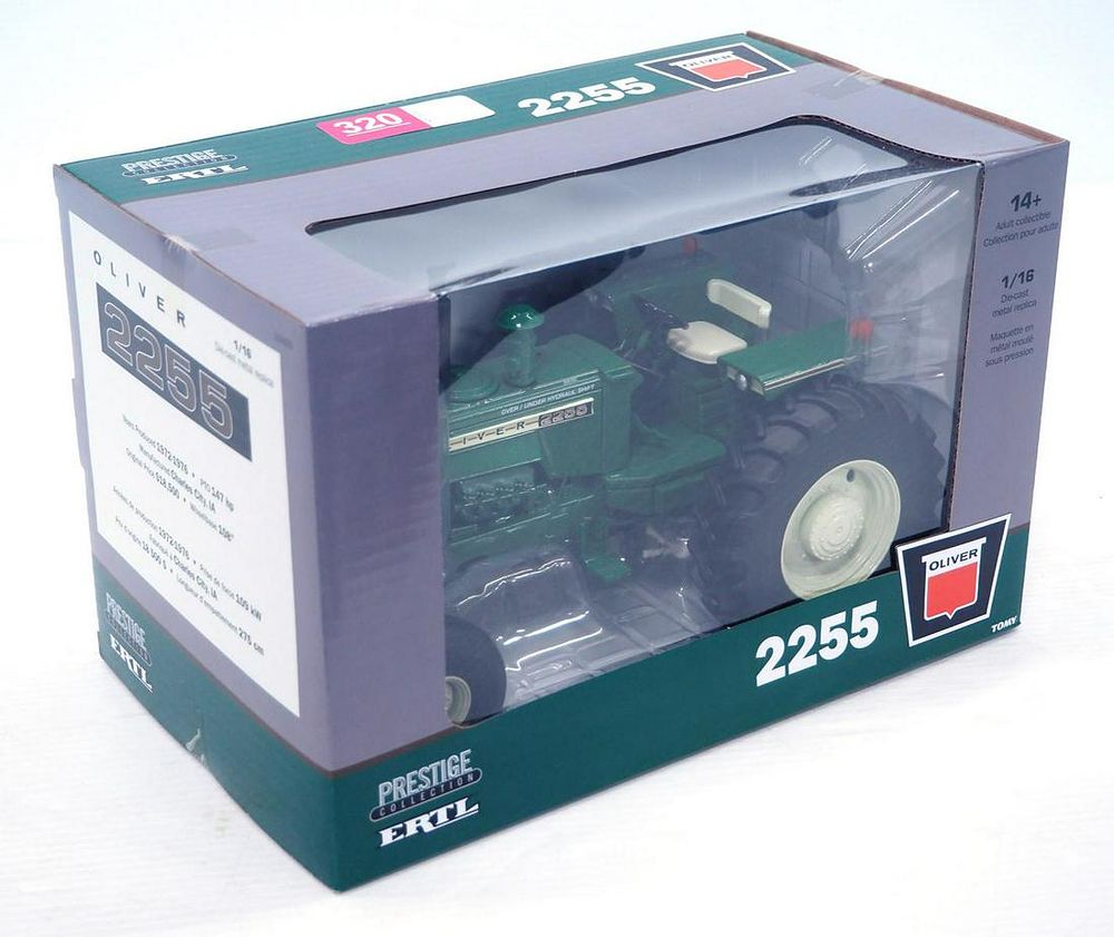 Lot 320: Ertl 1/16 scale Oliver 2255