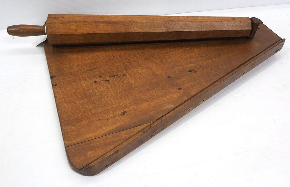 Lot 603: Tabletop butter worker