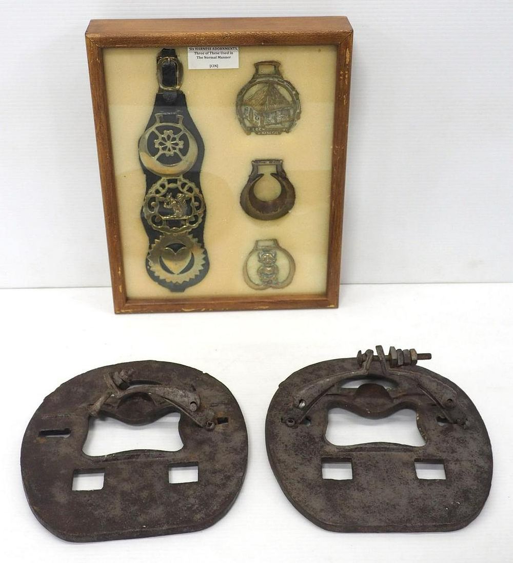 Lot 860: Muck shoes & harness ornaments