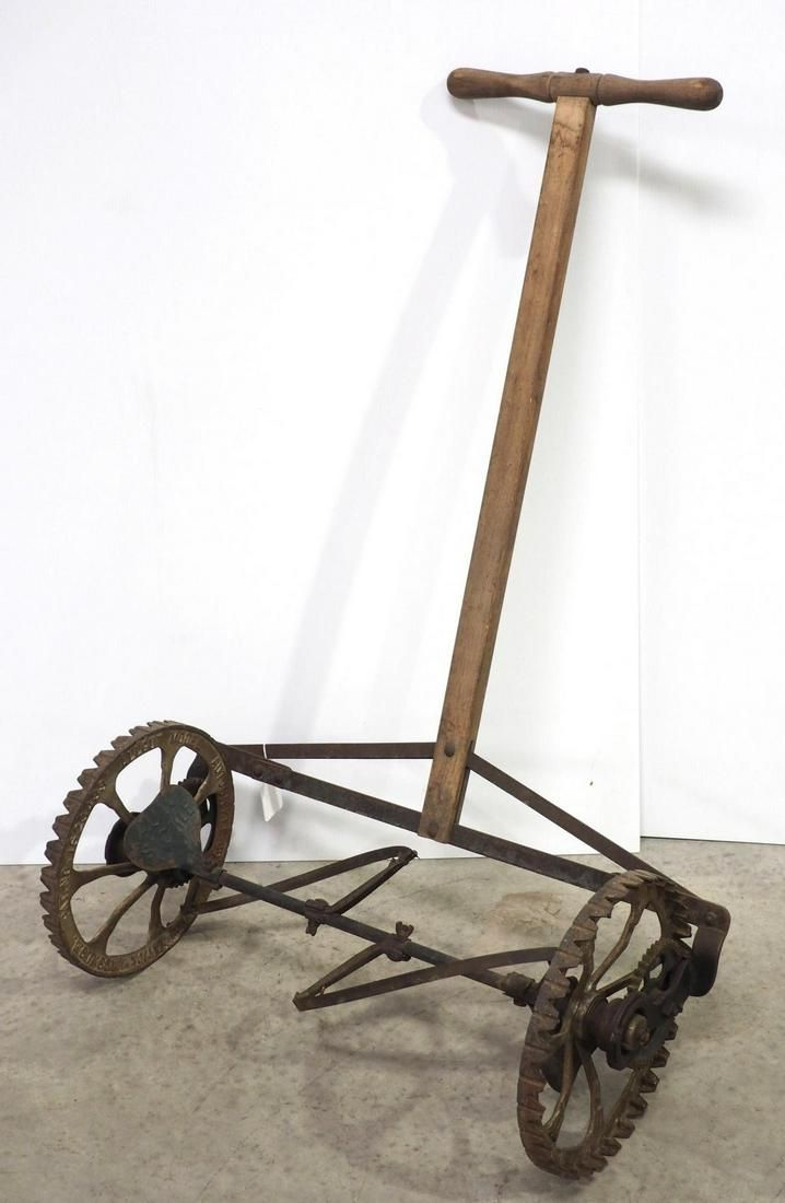 Lot 874: All Cut Model Auto Sickle lawn mower