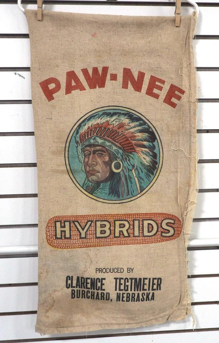 Lot 1039: Paw-Nee Hybrids seed bag