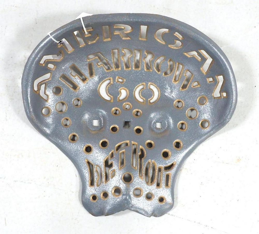 Lot 1157: American Harrow Detroit cast iron seat