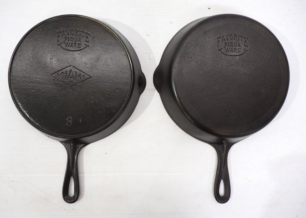 Lot 2578: (2) Favorite Piqua Ware No.8 skillets