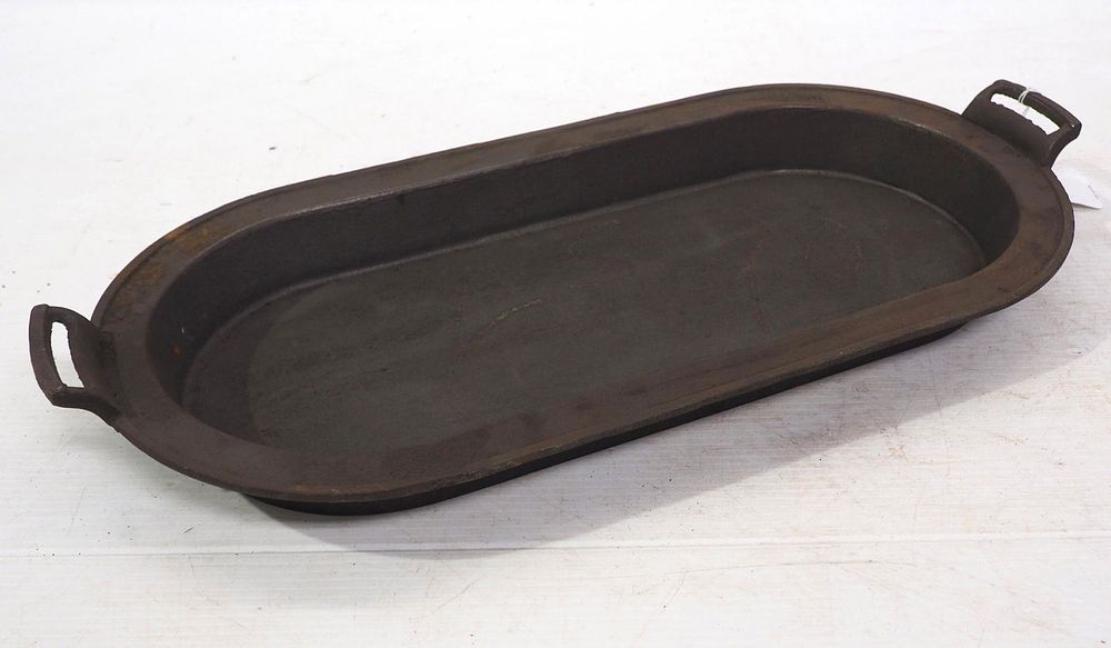 Lot 2713: NOS Griswold Erie No.9 Deep Long Pan